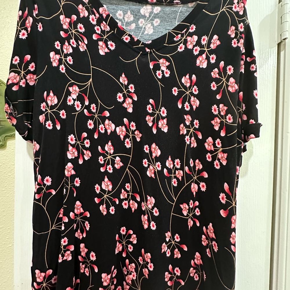 Floral Black and Pink Women's Top